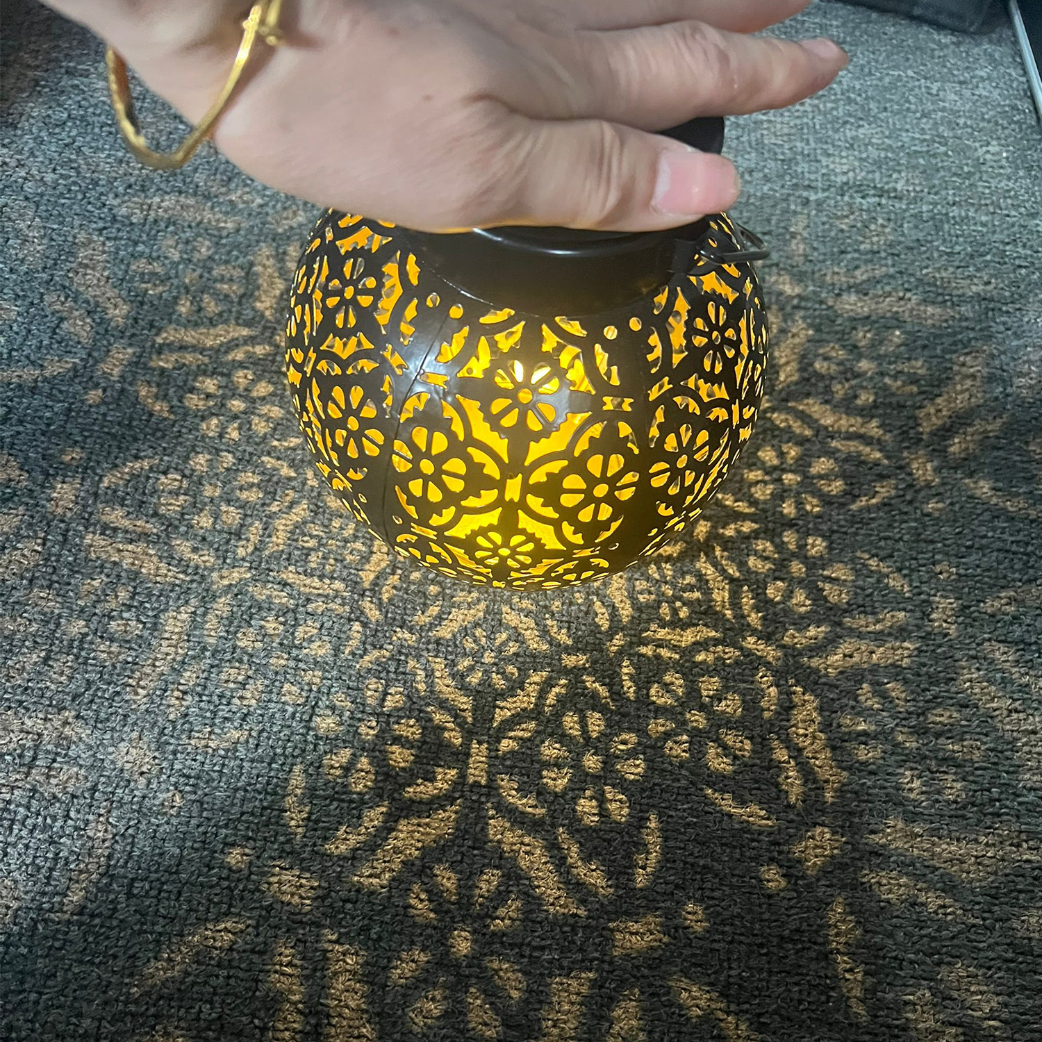 Latest company Cases about OEM/ODM Solar Lighting Solutions