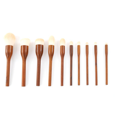 10-Piece Makeup Brush Set with Ultra-Soft Bristles and Solid Wood Handles for Professional Application